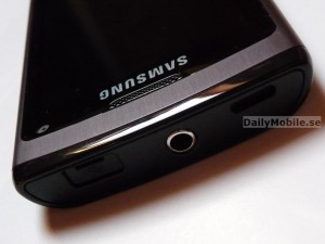Leaked-Photos-of-Samsung-s-bada-Phone-Wave-Emerge-3