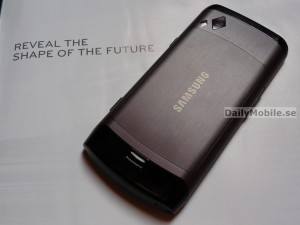 Leaked-Photos-of-Samsung-s-bada-Phone-Wave-Emerge-4