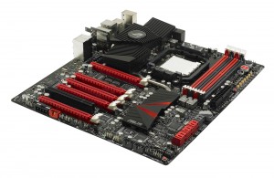 ASUS Crosshair IV Extreme Pushes AMD Performance with Multi-GPU CrossLinx 3 Technology