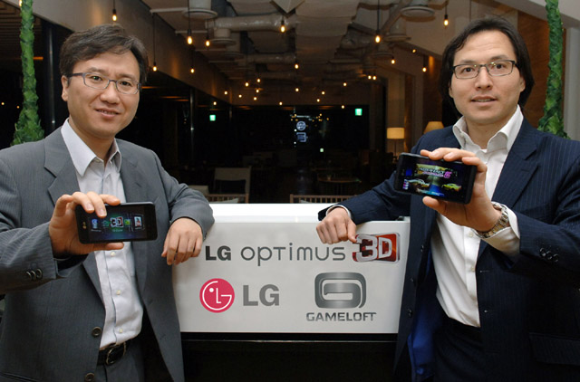 LG Electronics (LG) announced its entry into the expanding handheld gaming market with the launch of the LG Optimus 3D in Korea and the introduction of 17 Stereoscopic 3D (S-3D) games from Gameloft