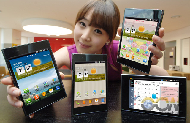 LG UNVEILS UNIQUE 4:3 RATIO, 5-INCH OPTIMUS VU AT MWC 2012