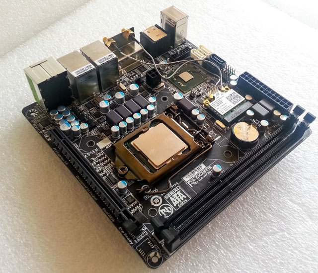 Gigabyte H77N-WiFi [Mini-ITX] features dual HDMI ports