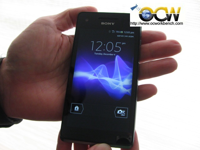 Video review of the Sony Xperia V LTE smartphone - First look